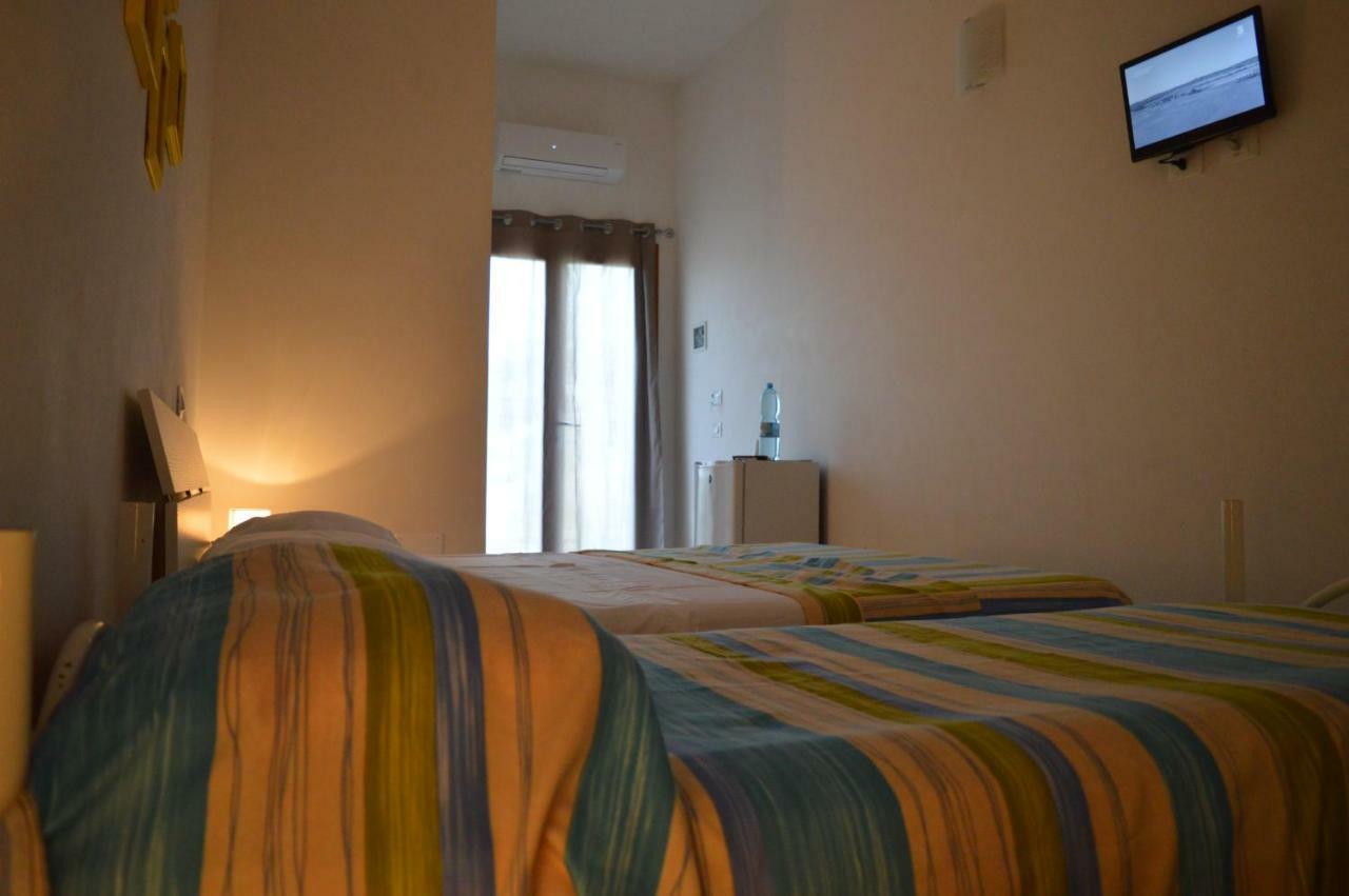 La Vallonea Casamassella ภายนอก รูปภาพ