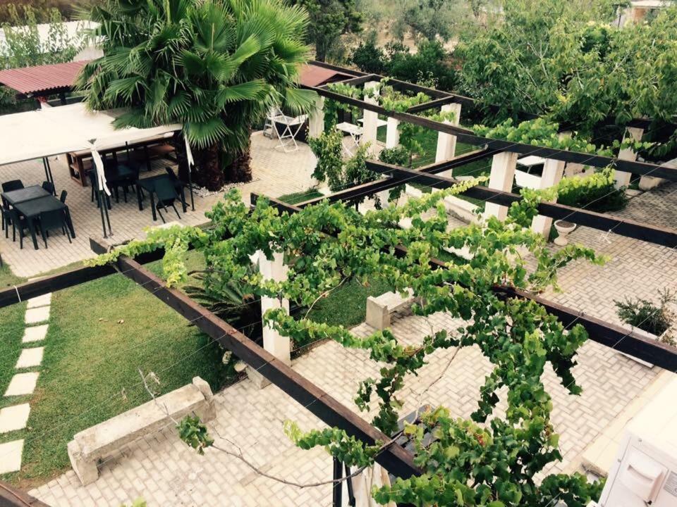 La Vallonea Casamassella ภายนอก รูปภาพ